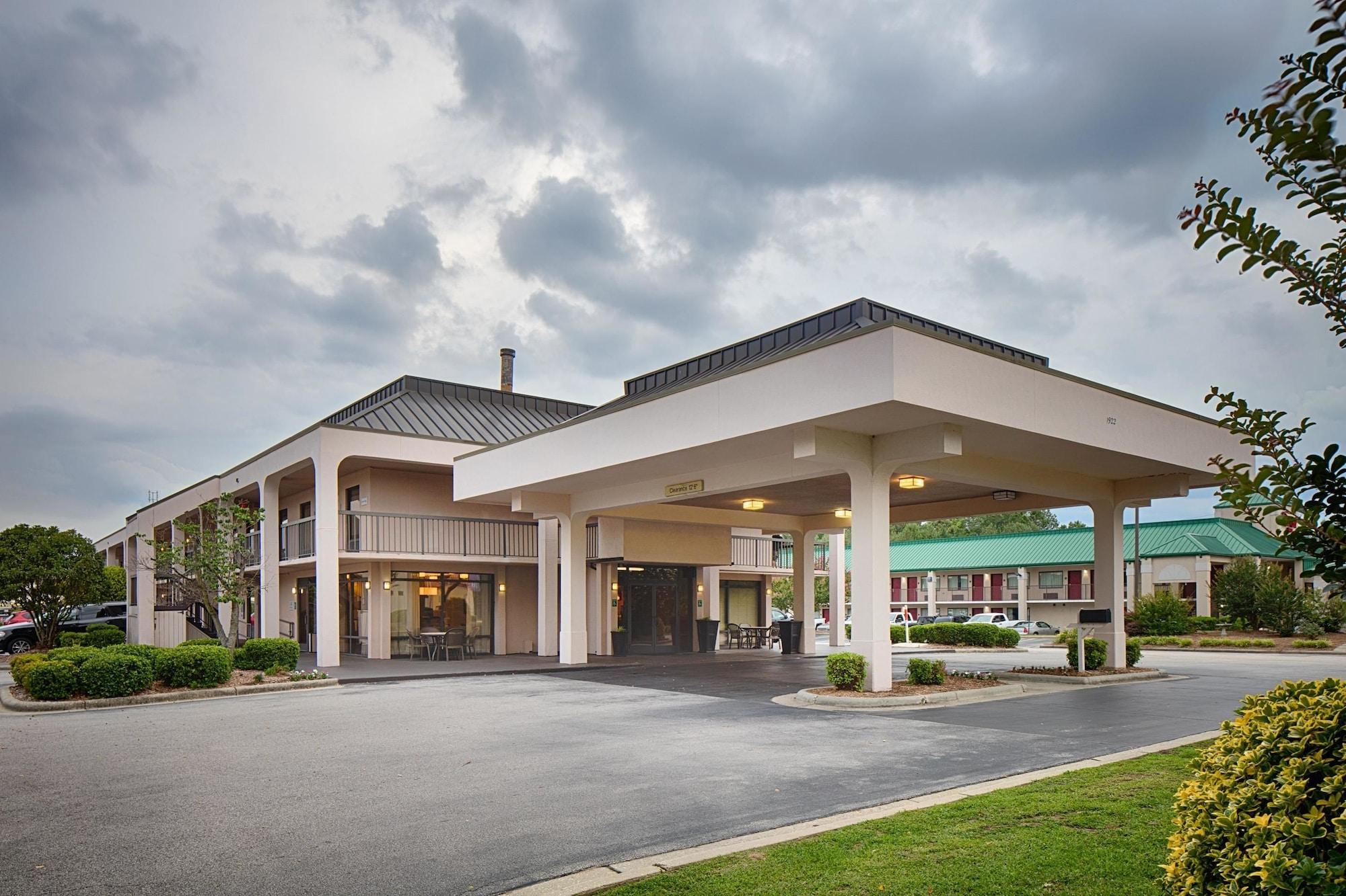 Motel 6 Fayetteville - I-95 Εξωτερικό φωτογραφία